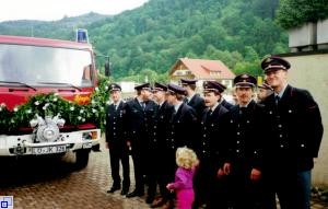 Übergabe des Löschfahrzeugs an die Feuerwehr 1991